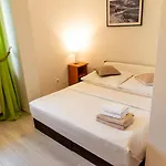 홈스테이 Plazowa 6 *