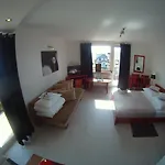 Plazowa 6 * Rewa