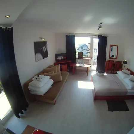Plazowa 6 * Rewa